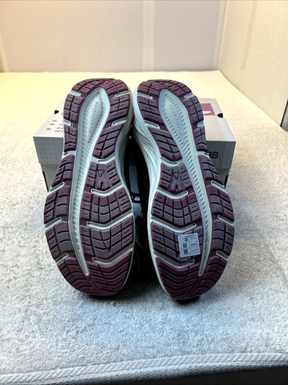 Skechers Swift Fit Hands Free Slip-In Sneakers Black/Pink Women SZ 10 New in Box - Picture 7 of 8